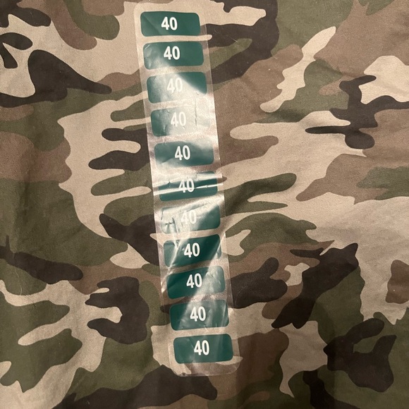 NWT Iron Twill Cargo shorts Size 40 Camo - Picture 8 of 8